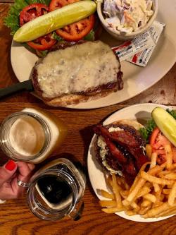 Influencer - Aleah and Seth Myers - Yorktown Pub