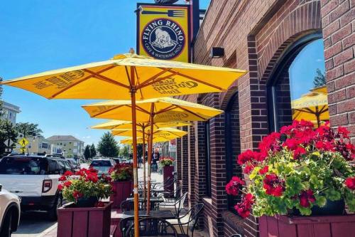 Flying Rhino Cafe & Watering Hole