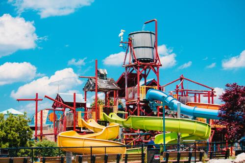 Kentucky Kingdom Hurricane Bay