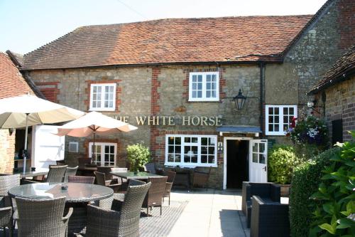 The White Horse, Easebourne