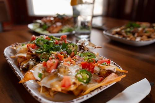 warwick-hotel-hummelstown-restaurants-dining