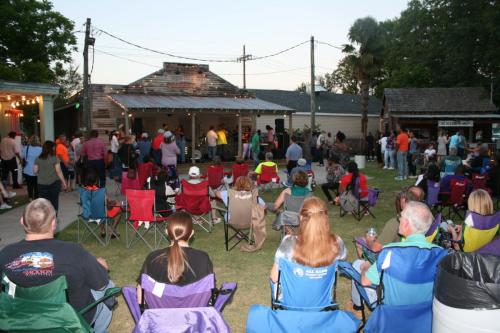 Kenner Rivertown Music in the Park