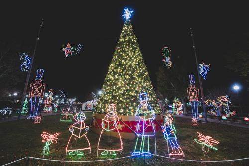 Christmas at Lafreniere Park 2