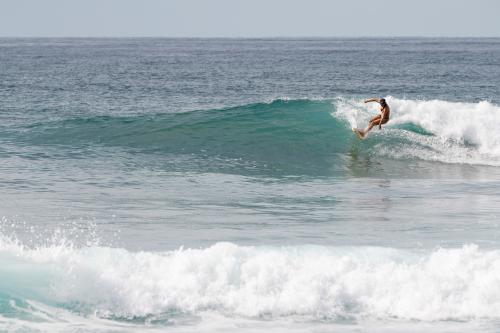 Surf Todos Santos