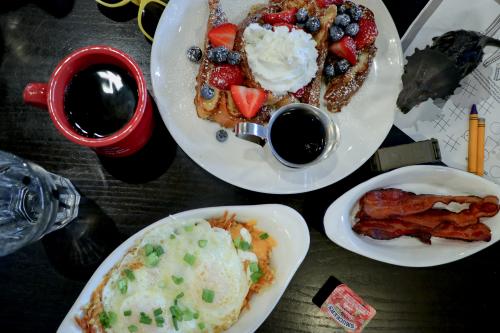 Best Brunch Spots in Overland Park, Kansas