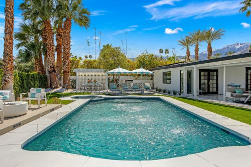 Palmos Rosa Stay Poppy vacation rental, outdoor pool