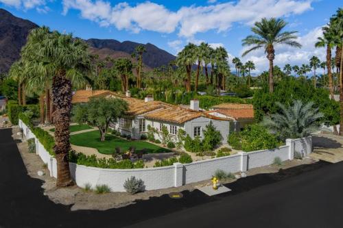 Dry Heat Vacation Rental Spanish Colonial home