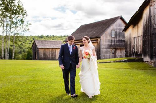 Historic Barns of Nipmoose Wedding