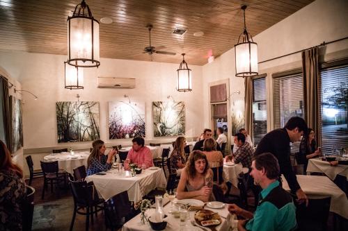 Upscale dining at Del Porto Ristorante in downtown Covington