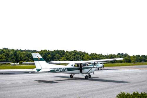 CHARLY’S AIRPORT RESTAURANT airplane