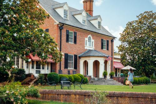 Outside the Hornsby House