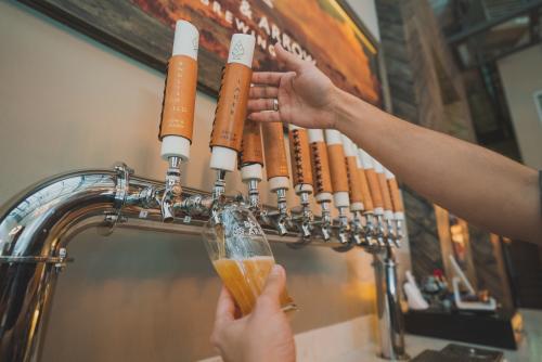 Bow & Arrow Brewing