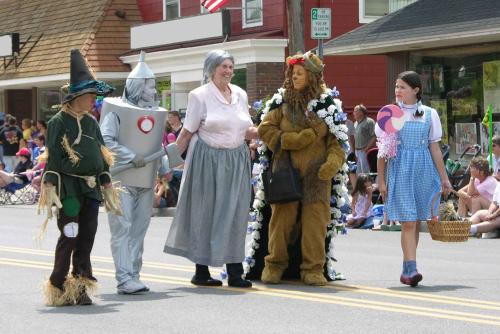 Oz-Stravaganza! parade