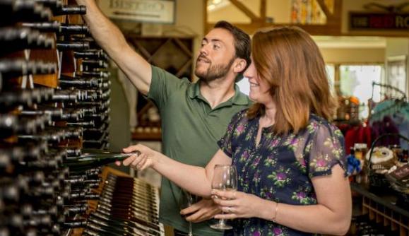 Cayuga_Lake_Wine_Trail_Wine_Buyers Cayuga_Lake_Wine_Trail_Wine_Buyers