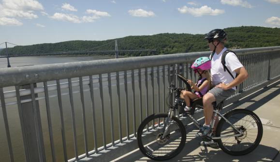 Walkway Father Daughter Bike Walkway Father Daughter Bike