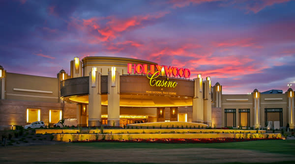 Hollywood Casino Exterior Shot