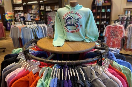 Eskimo t shirt store