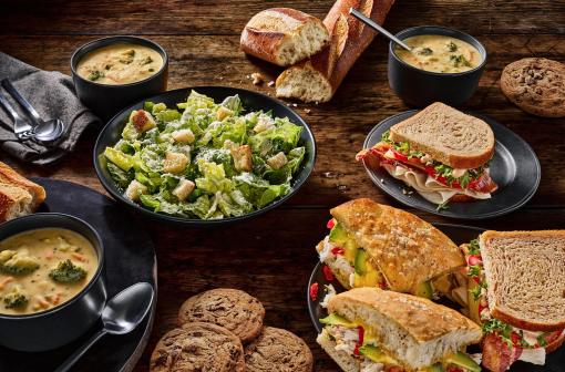 Panera bread shop hours