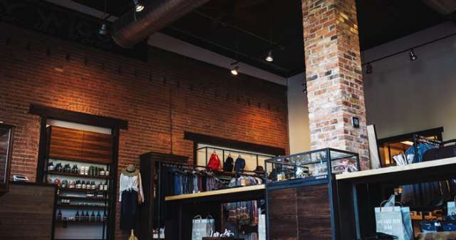 dr martens gardens mid valley