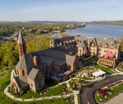 Abbey Inn and Spa