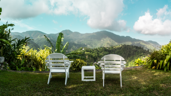 Lawn chairs at Strawberry Hill mountain view