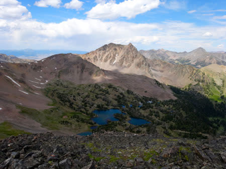 Alp Lake | Photo A MountainJourney.com