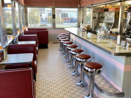 Sit on a virtual stool and join Doug Huff to learn about the Oasis Diner