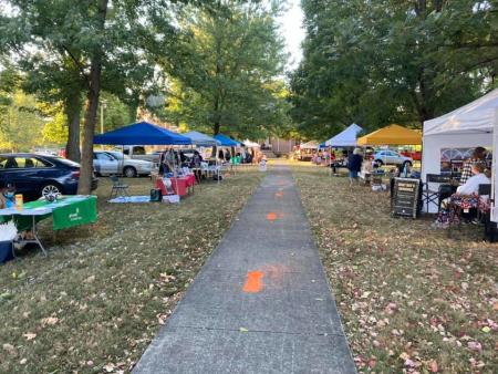 Craft and food vendors at Plainfield Friends Meeting