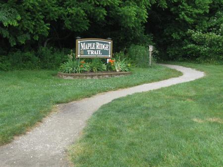 Maple Ridge Trail in Williams Park