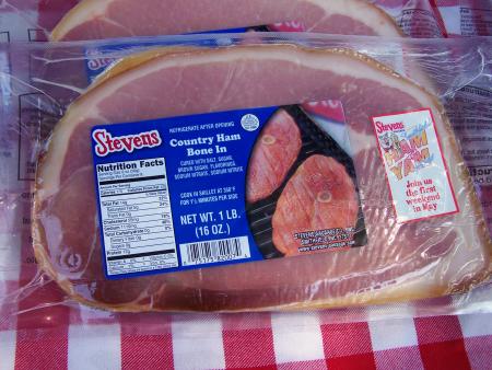 Stevens Sausage Sponsor of the Smithfield Ham & Yam Festival.