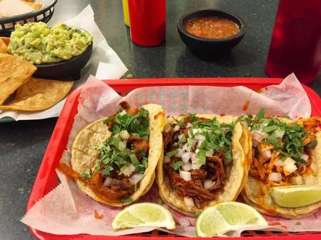photo of three tacos at la mexicana in newport ky
