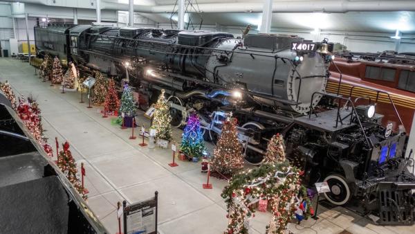 Festival of Trees train