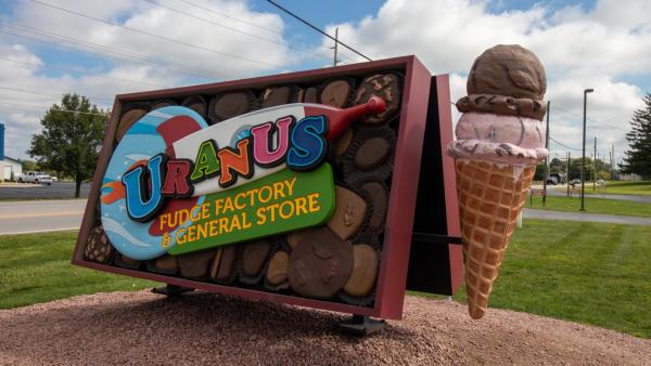 Uranus Fudge Factory Sign