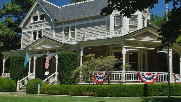 Marshall House Flags