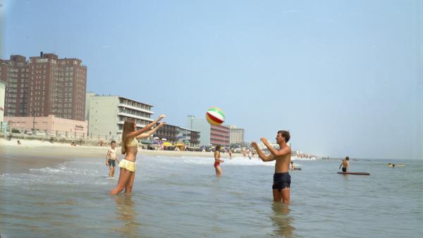 Virginia Beach Beaches Are Open Here S What You Need To Know