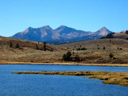 Albino Lake | Photo D. Lennon