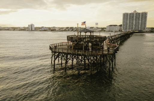 Cherry Grove Pier, looking to the shore