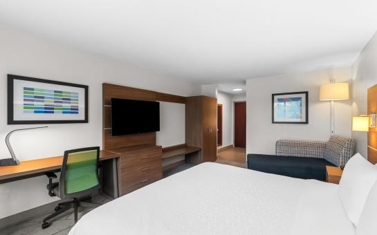 Holiday Inn Express SV - Stay