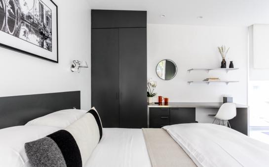 Frame Hotel Treehouse - Meeting