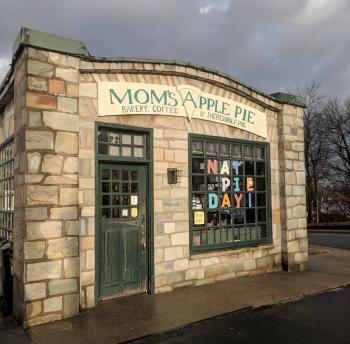 Apple Stores in Loudoun County