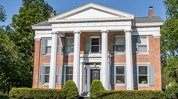 Exterior view of The Beekman House