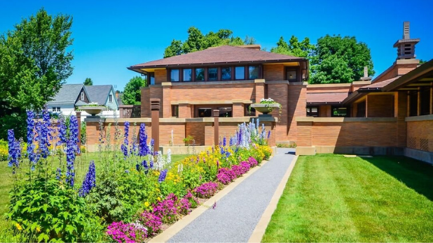 A photo of the exterior of Frank Lloyd Wright Martin House after its full restoration