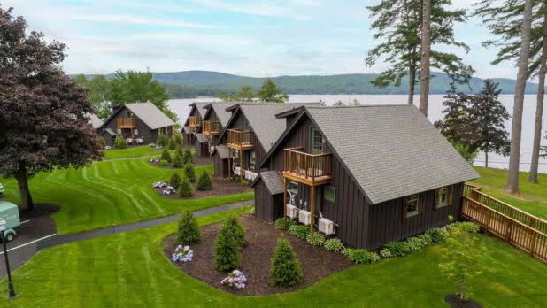 Schroon Lake Lodge