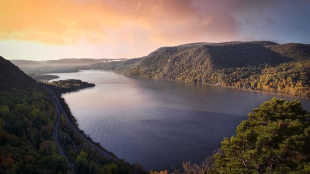 Breakneck Ridge