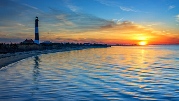 Sunrise at the fire island lighthouse