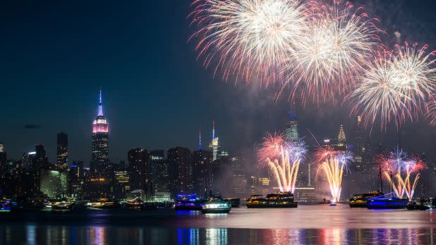 Fireworks NYC July 4th