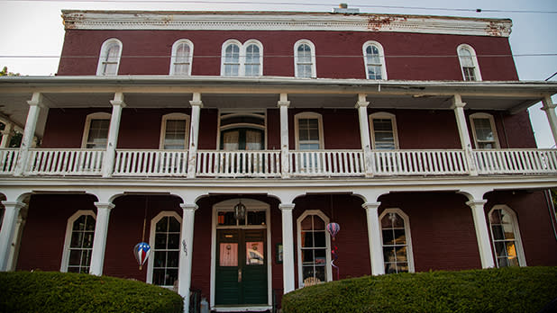 Exterior view of the Genesee Falls Inn