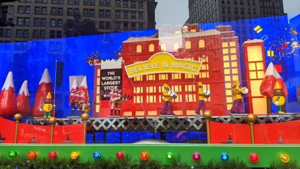 Macy's Christmas window display