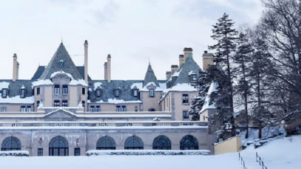Oheka Castle covered in snow