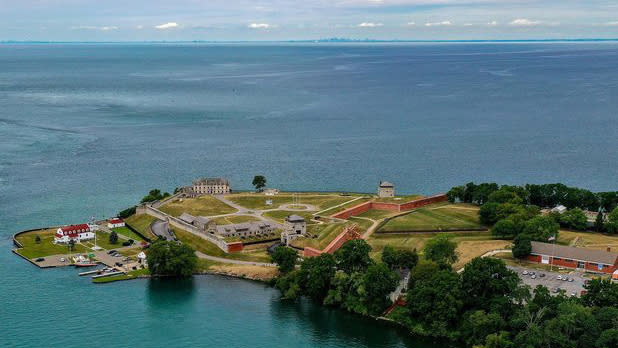 An aerial view of Fort Niagara